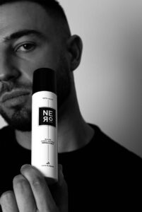 Flacon de baume après-rasage Nero Skincare